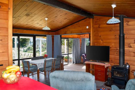 Photo of property in 288 Valley Road, Kaiwaka, 0573
