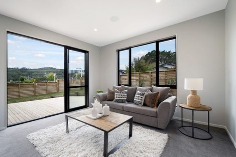 Photo of property in 19 Paihere Street, Huapai, 0810
