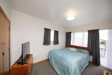 Photo of property in 8 Bradford Place, Awapuni, Palmerston North, 4412