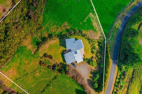 Photo of property in 664 Upper Pitone Road, Pitone, New Plymouth, 4374