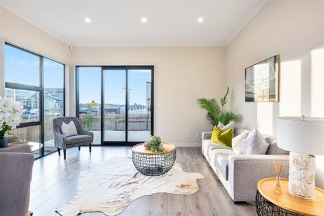 Photo of property in 16 Taiororua Avenue, Massey, Auckland, 0614