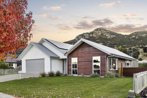 Photo of property in 10 Snowberry Street, Albert Town, Wanaka, 9305