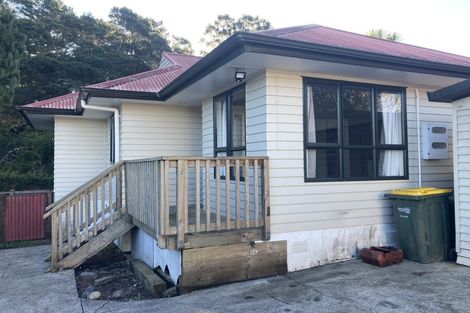 Photo of property in 102 Kemp Road, Massey, Auckland, 0614