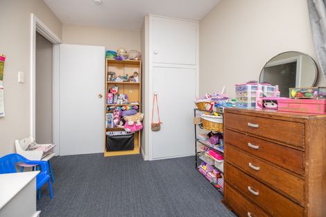 Photo of property in 41 Oldwood Street, Bishopdale, Christchurch, 8053