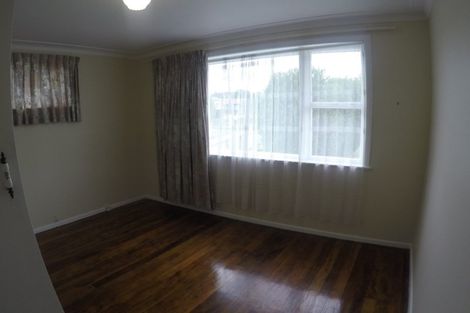 Photo of property in 7 Barbary Avenue, Kelston, Auckland, 0602