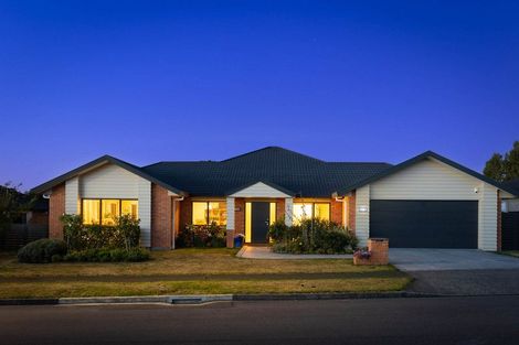 Photo of property in 23 Harry Shaw Way, Raumati South, Paraparaumu, 5032