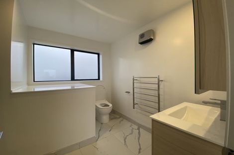 Photo of property in 2u1 Hood Street, Mount Victoria, Wellington, 6011