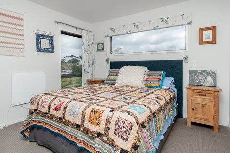 Photo of property in 5a Waikowhai Place, Raglan, 3225