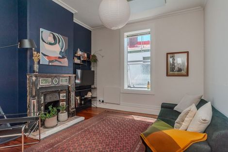 Photo of property in 355 Adelaide Road, Newtown, Wellington, 6021