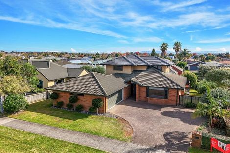 Photo of property in 99 Rototuna Road, Rototuna, Hamilton, 3210