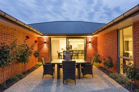 Photo of property in 52 Silver Springs Boulevard, Mosgiel, 9024