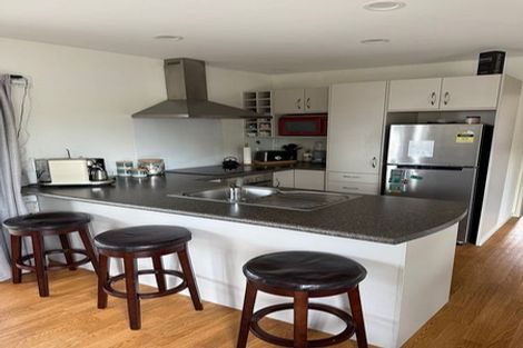 Photo of property in 81a Percy Kinsman Crescent, Riverstone Terraces, Upper Hutt, 5018