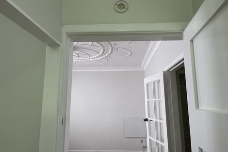 Photo of property in 92 Nairn Street, Mount Cook, Wellington, 6011