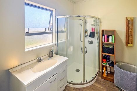 Photo of property in 5 Blair Avenue, Pukekohe, 2120