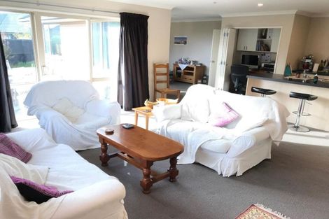 Photo of property in 21 Pohutukawa Crescent, Parklands, Christchurch, 8083