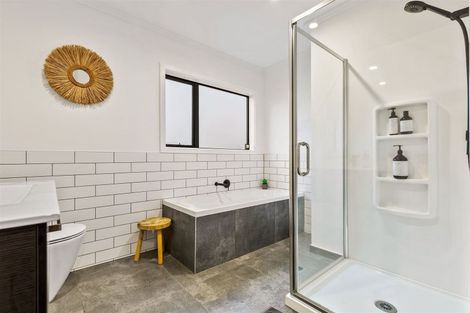 Photo of property in 38 Mapou Road, Hobsonville, Auckland, 0616