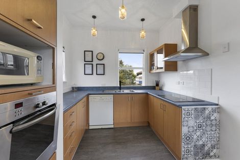 Photo of property in 67 Pine Avenue, New Brighton, Christchurch, 8061