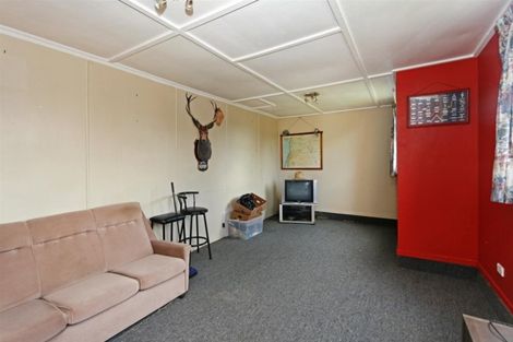 Photo of property in 11 Dieffenbach Street, Opunake, 4616