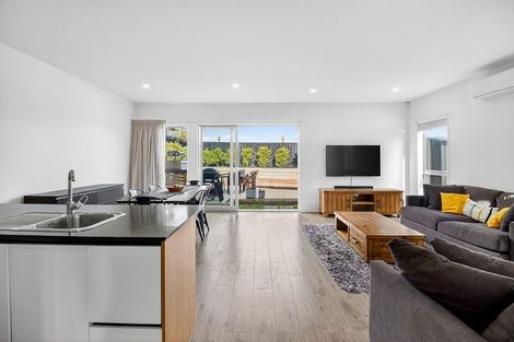 Photo of property in 4 Berba Lane, Westgate, Auckland, 0814