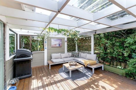 Photo of property in 1 Mohua Street, Waikanae, 5036