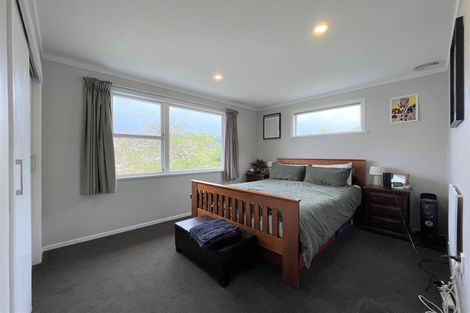 Photo of property in 59 Winston Street, Crofton Downs, Wellington, 6035