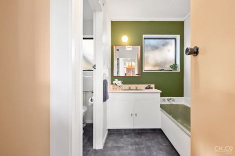 Photo of property in 44 Mossburn Grove, Kelson, Lower Hutt, 5010