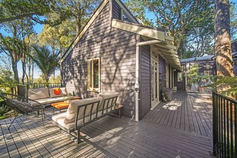 Photo of property in 2/26 Arcadia Crescent, Bayview, Auckland, 0629