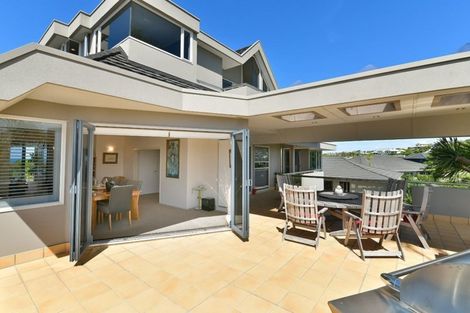 Photo of property in 44 Marellen Drive, Red Beach, 0932