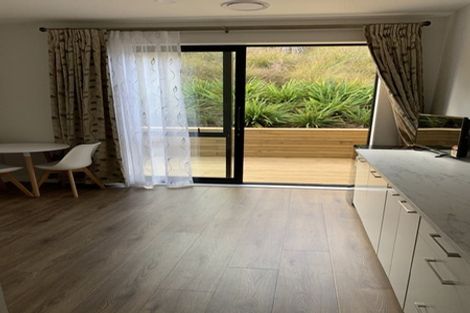 Photo of property in 8 Tawatawa Street, Long Bay, Auckland, 0630