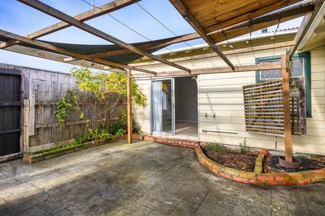 Photo of property in 18 Harris Street, Marton, 4710