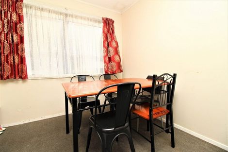 Photo of property in 12 Harwell Place, Mangere, Auckland, 2022