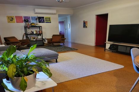 Photo of property in 81 Hill Street, Thorndon, Wellington, 6011