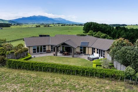 Photo of property in 253 Lwr Pitone Road, Pitone, New Plymouth, 4374