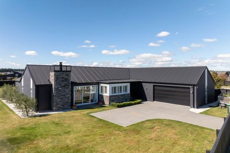 Photo of property in 10 Silver Peaks Drive, West Melton, 7618