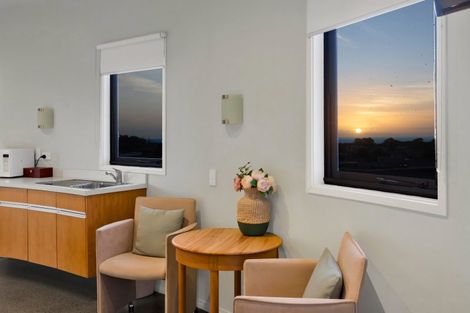 Photo of property in Headlands Opunake, 32 Fox Street, Opunake, 4616