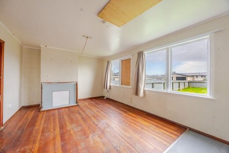 Photo of property in 804-806 Takapu Place, Camberley, Hastings, 4120