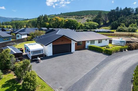 Photo of property in 92 Holyhead Street, Outram, 9019