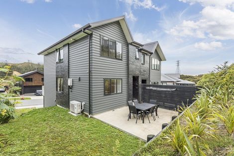 Photo of property in 15 Holystone Road, Whitby, Porirua, 5024