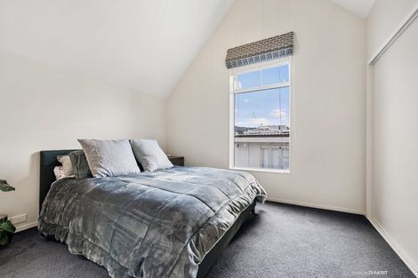 Photo of property in Victoria Villas, 42/35u Pirie Street, Mount Victoria, Wellington, 6011