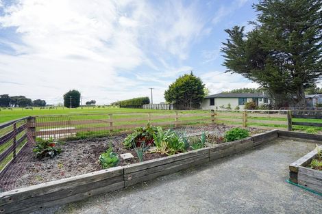 Photo of property in 381 Bay Road, West Plains, Invercargill, 9879