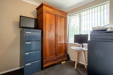 Photo of property in 240 Rutherford Street, Te Awamutu, 3800