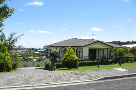 Photo of property in 10 Ngahere Road, Pukekohe, 2120