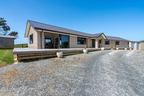 Photo of property in 55 Harambee Road, Taiharuru, Onerahi, 0192