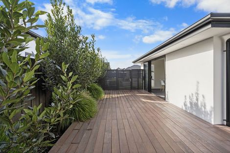 Photo of property in 25 Malaga Crescent, Harewood, Christchurch, 8051
