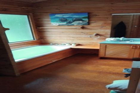 Photo of property in 11 Cabbage Tree Bay Road, Opononi, Kaikohe, 0473