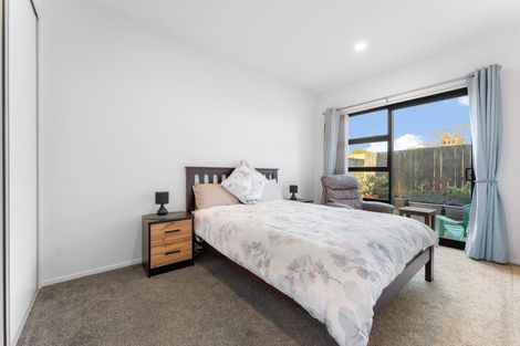 Photo of property in 7 Tapuwae Way, Mangere Bridge, Auckland, 2022