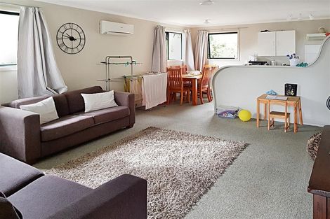 Photo of property in 52a Metcalfe Road, Ranui, Auckland, 0612