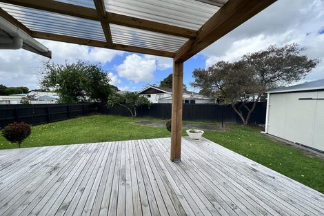 Photo of property in 18 Purcell Place, Melville, Hamilton, 3206