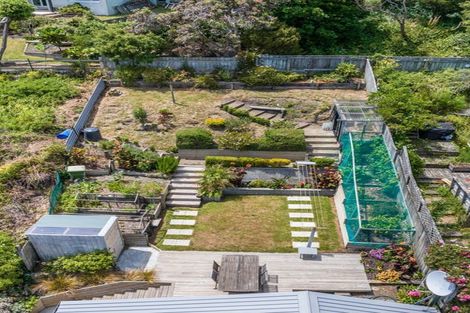 Photo of property in 86 Mana Esplanade, Paremata, Porirua, 5026