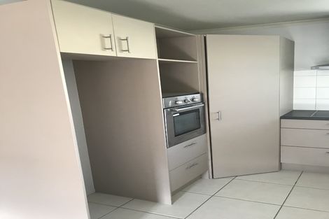 Photo of property in 70c Kayes Road, Pukekohe, 2120